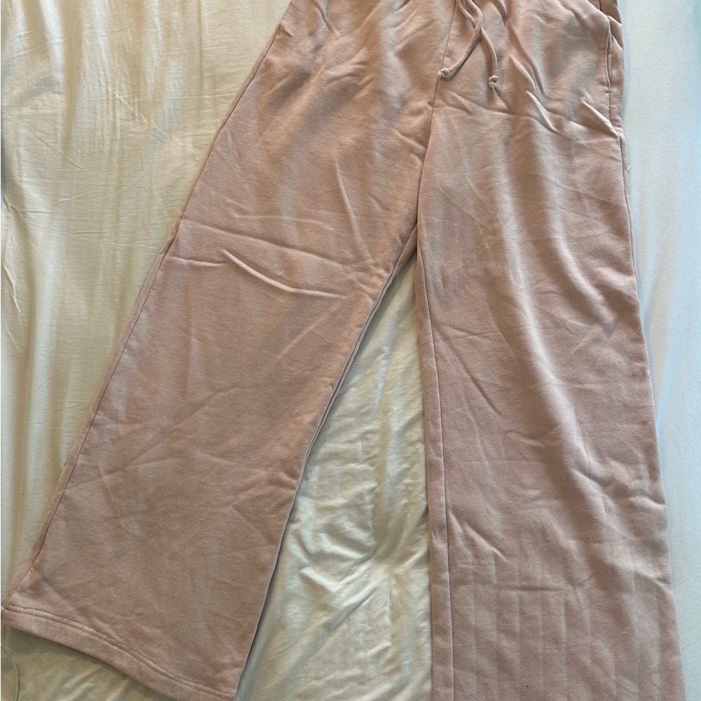 Abercrombie & Fitch Light Pink Wide Leg Sweatpants